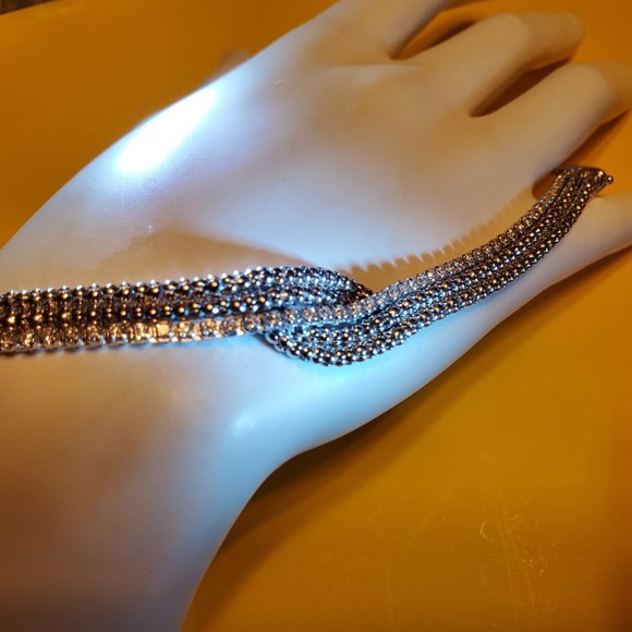 BRAND NEW DIAMOND BRACELET 14K WHITE GOLD - Picture 4 of 13